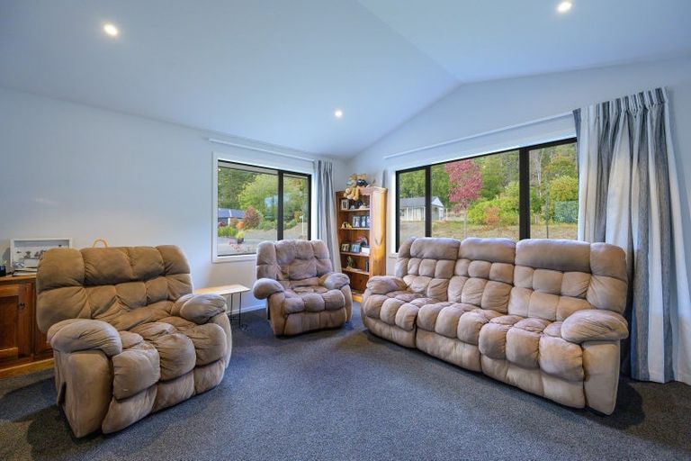 Photo of property in 50 Sanctuary Drive, Stoke, Nelson, 7011