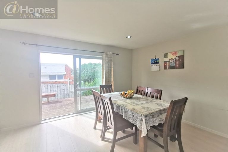 Photo of property in 201a Don Buck Road, Massey, Auckland, 0614