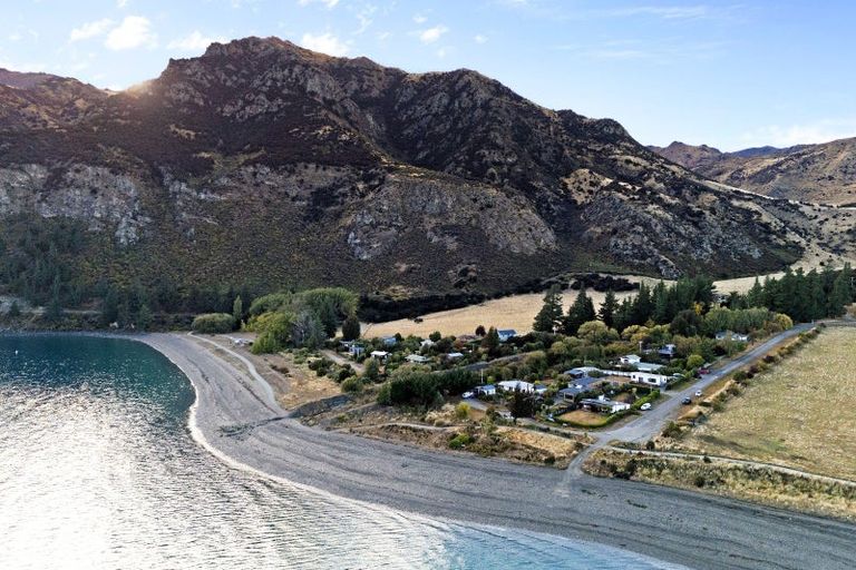 Photo of property in 12 Denniston Road, John Creek, Wanaka, 9382