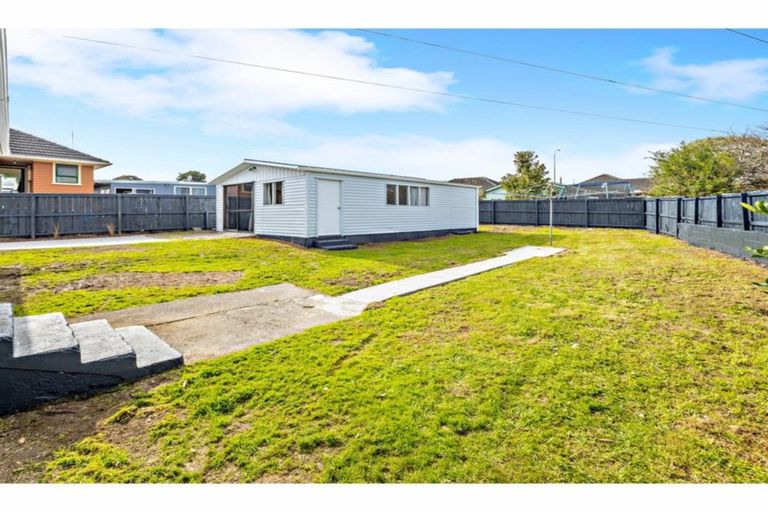 Photo of property in 104 Fisher Crescent, Otara, Auckland, 2023