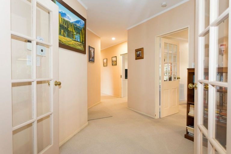 Photo of property in 10 Guinane Street, Dannevirke, 4930