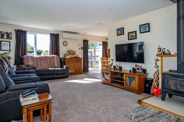 Photo of property in 68 Iverach Road, Temuka, 7985