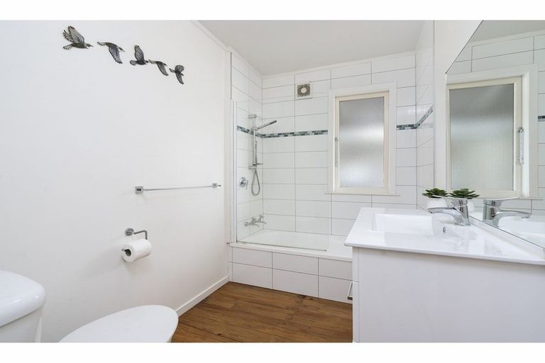 Photo of property in 35 Hall Road, Kerikeri, 0230