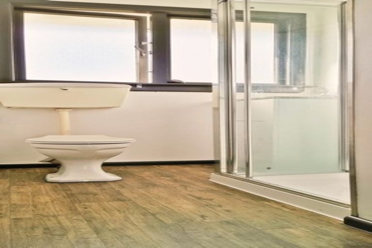 Photo of property in 1/65 Matipo Street, Riccarton, Christchurch, 8041