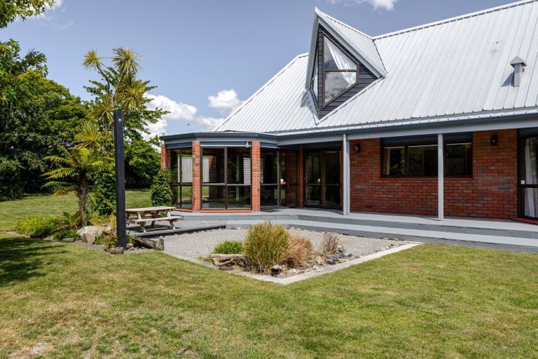 Photo of property in 17 Hind Place, Hokowhitu, Palmerston North, 4410