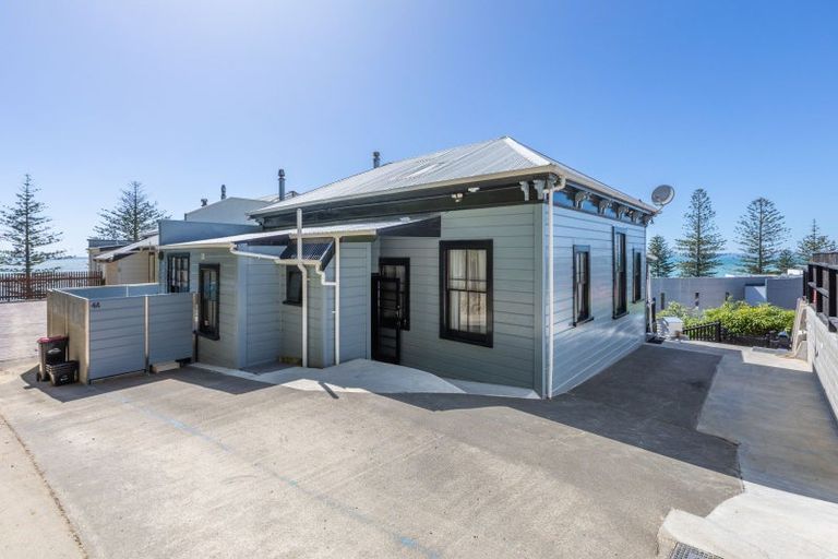 Photo of property in 4a Seaview Terrace, Bluff Hill, Napier, 4110