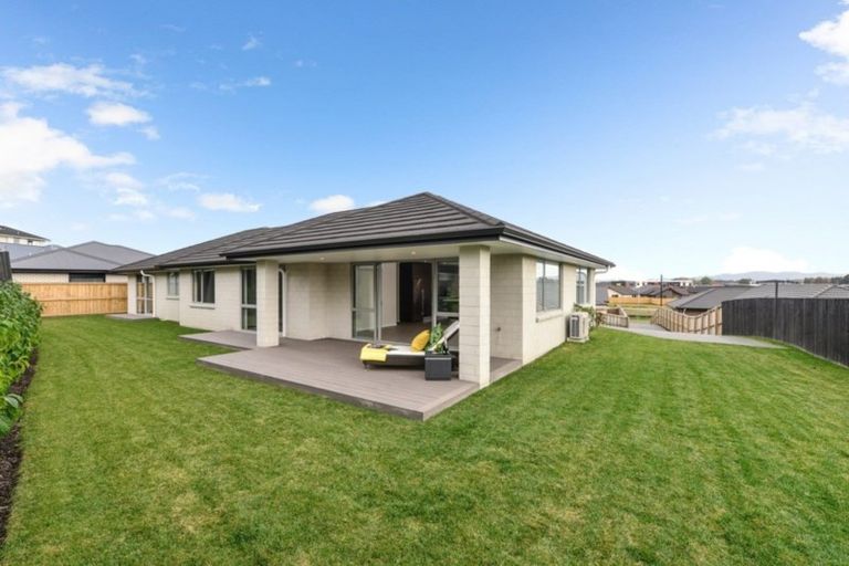 Photo of property in 42 Keston Crescent, Flagstaff, Hamilton, 3210