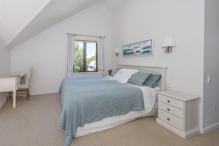 Photo of property in 186 Stone Street, Wanaka, 9305