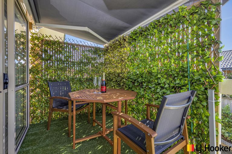 Photo of property in 14 Sandwick Drive, Weymouth, Auckland, 2103