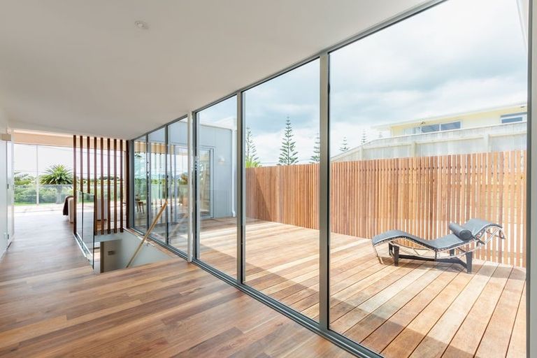 Photo of property in 22a Queens Road, Waikanae Beach, Waikanae, 5036