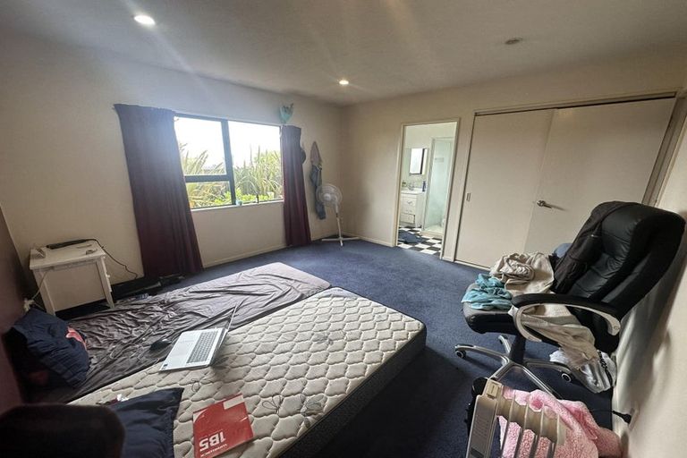 Photo of property in 71 Kentwood Drive, Woodridge, Wellington, 6037