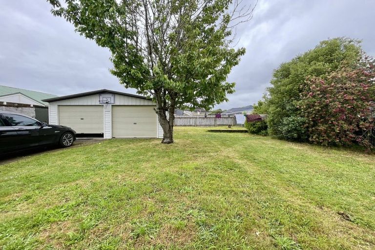 Photo of property in 25 Beth Street, Trentham, Upper Hutt, 5018