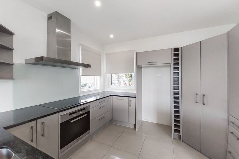 Photo of property in 61b Millen Avenue, Pakuranga, Auckland, 2010