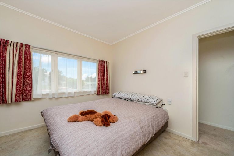 Photo of property in 42 Young Street, Morrinsville, 3300