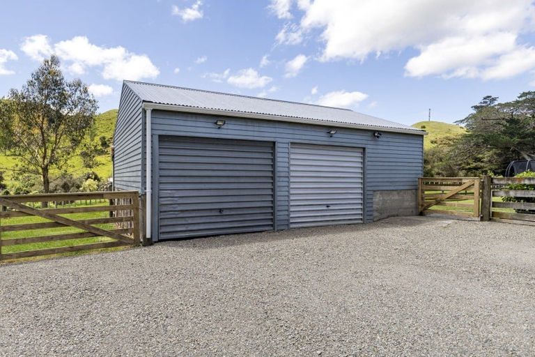 Photo of property in 131 Pahiatua Aokautere Road, Aokautere, 4471