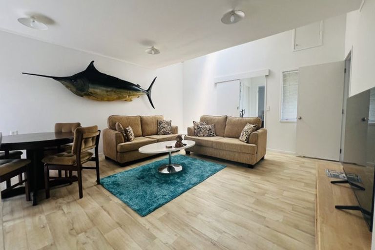 Photo of property in 98 Victoria Street, Coromandel, 3506