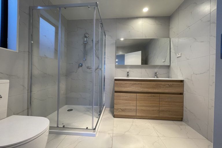 Photo of property in 77 Kaha Road, Papakura, 2110