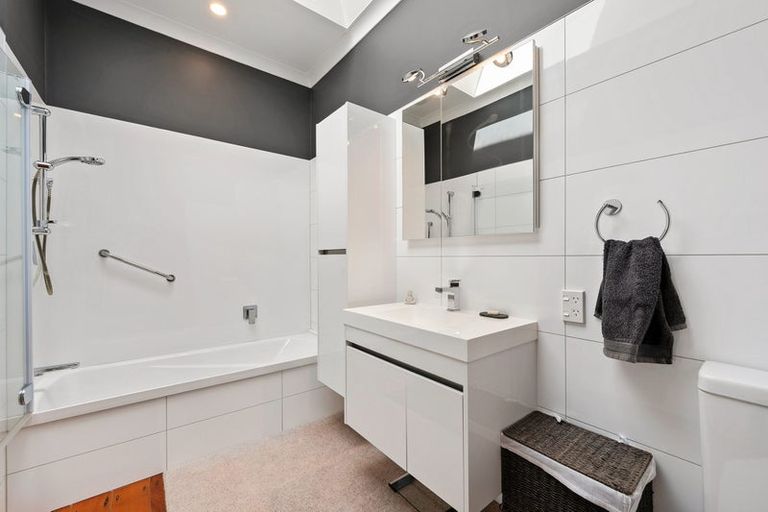 Photo of property in 56 Kano Street, Karori, Wellington, 6012