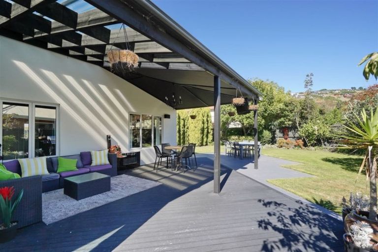 Photo of property in 114 Mccormacks Bay Road, Mount Pleasant, Christchurch, 8081