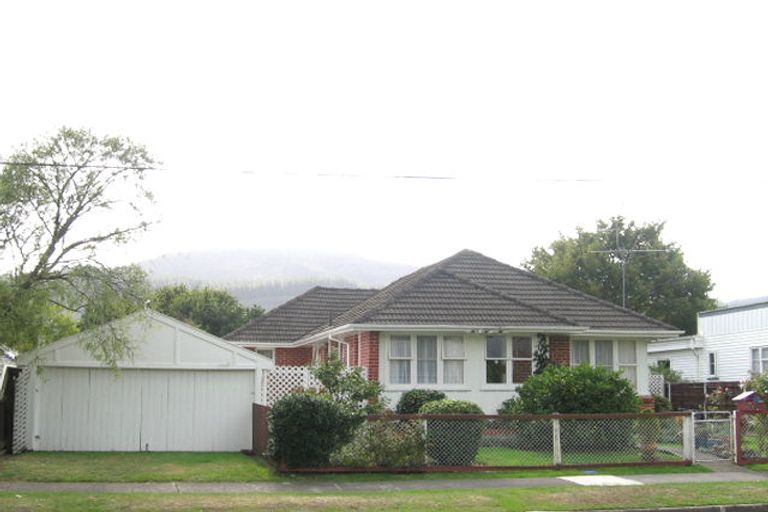 Photo of property in 1/3 York Avenue, Heretaunga, Upper Hutt, 5018
