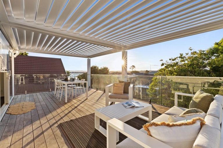 Photo of property in 2/67 Jutland Road, Hauraki, Auckland, 0622