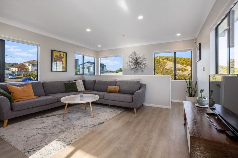 Photo of property in 34a Bowes Crescent, Strathmore Park, Wellington, 6022