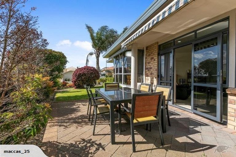 Photo of property in 22 Rochester Place, Bethlehem, Tauranga, 3110