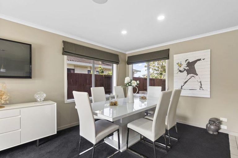 Photo of property in 17 Farleigh Close, Huntington, Hamilton, 3210