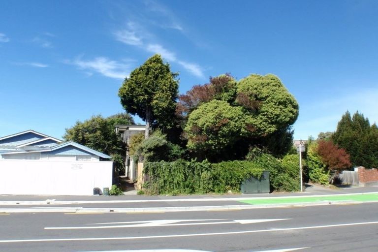 Photo of property in 2 Frankleigh Street, Somerfield, Christchurch, 8024