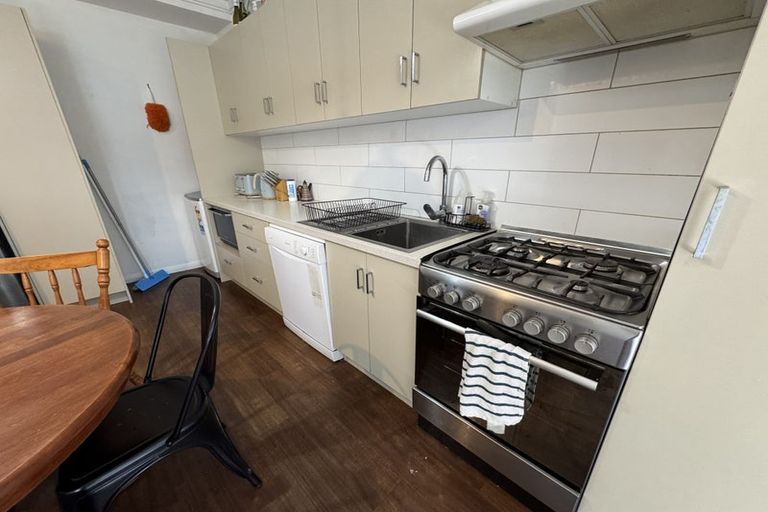 Photo of property in 991 George Street, North Dunedin, Dunedin, 9016