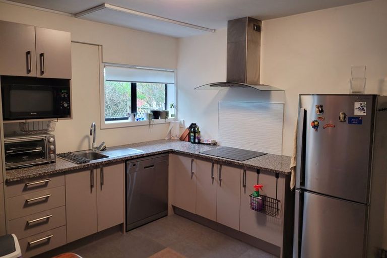 Photo of property in 86 Gosford Drive, Botany Downs, Auckland, 2010