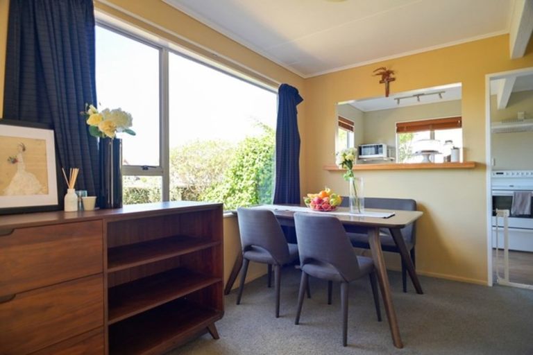 Photo of property in 3 Westra View, Tawa, Wellington, 5028