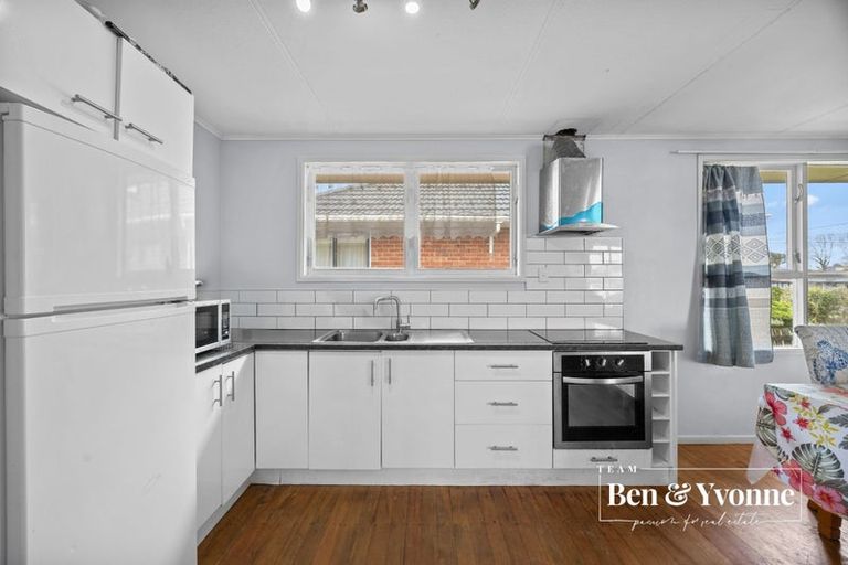 Photo of property in 85 Blake Road, Mangere East, Auckland, 2024