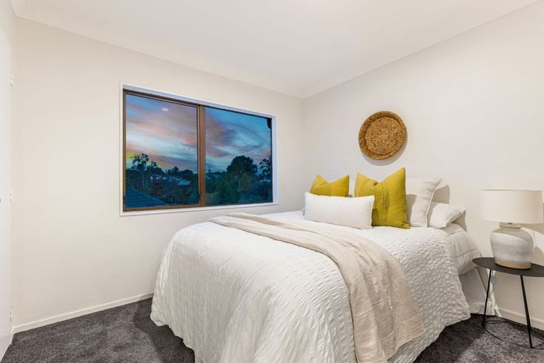 Photo of property in 2/26 Forest Hill Road, Henderson, Auckland, 0612