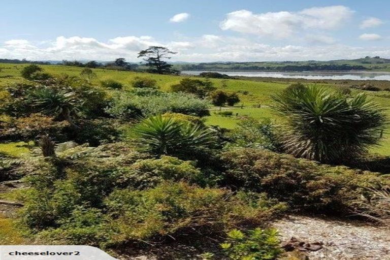 Photo of property in 221 Pahi Road, Pahi, Paparoa, 0571