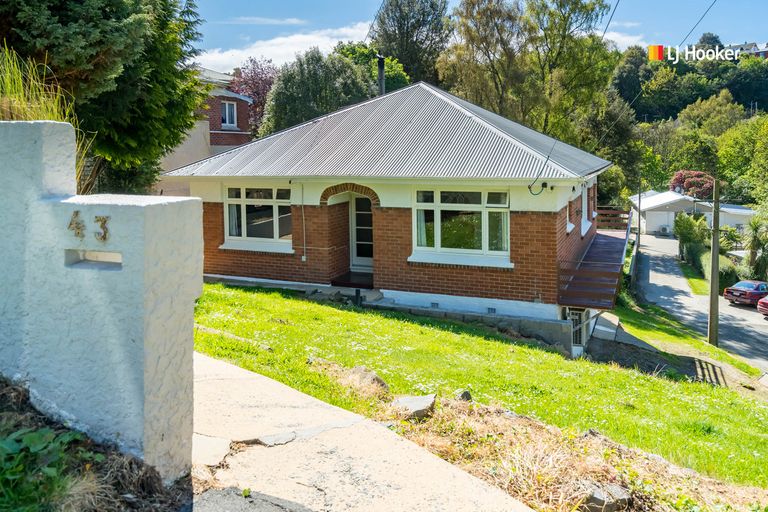 Photo of property in 43 Glen Road, Mornington, Dunedin, 9011