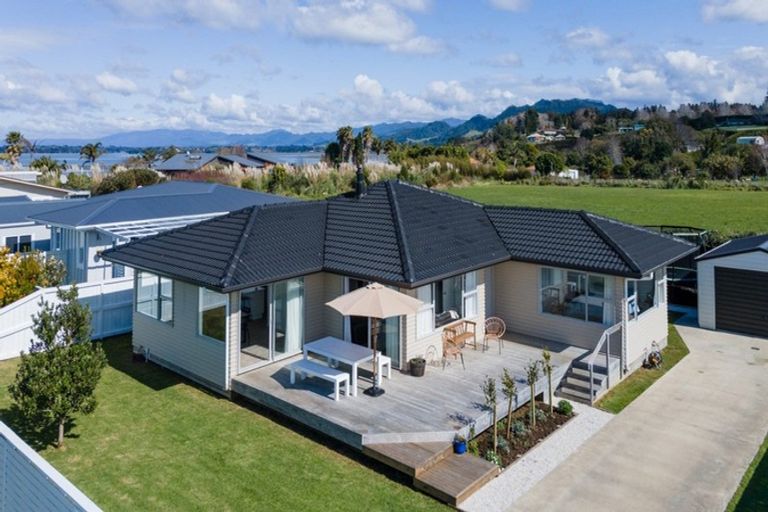 Photo of property in 8 Sandleigh Drive, Athenree, Katikati, 3177