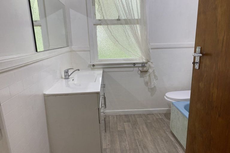 Photo of property in 23 Oak Grove, Ashburton, 7700