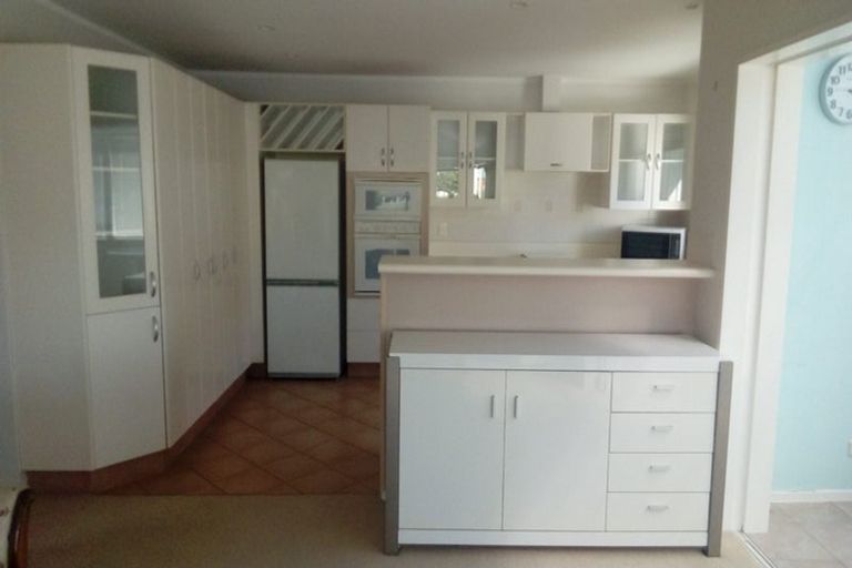 Photo of property in 6 Lakeside Villas, Whitby, Porirua, 5024