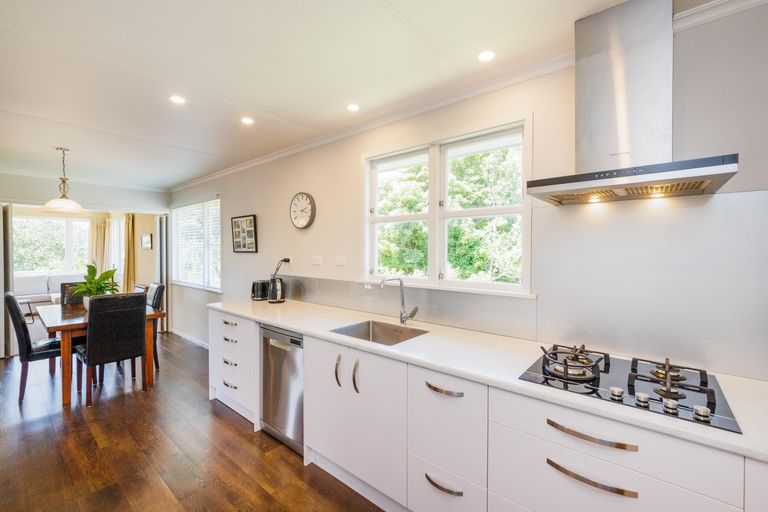 Photo of property in 104 Long Melford Road, Awapuni, Palmerston North, 4412