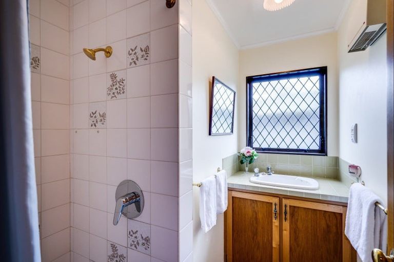 Photo of property in 115a Frederick Street, Mayfair, Hastings, 4122