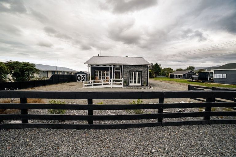 Photo of property in 70 Moorhouse Street, Ross, 7812