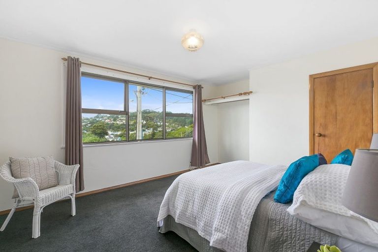 Photo of property in 3a Nuku Street, Strathmore Park, Wellington, 6022