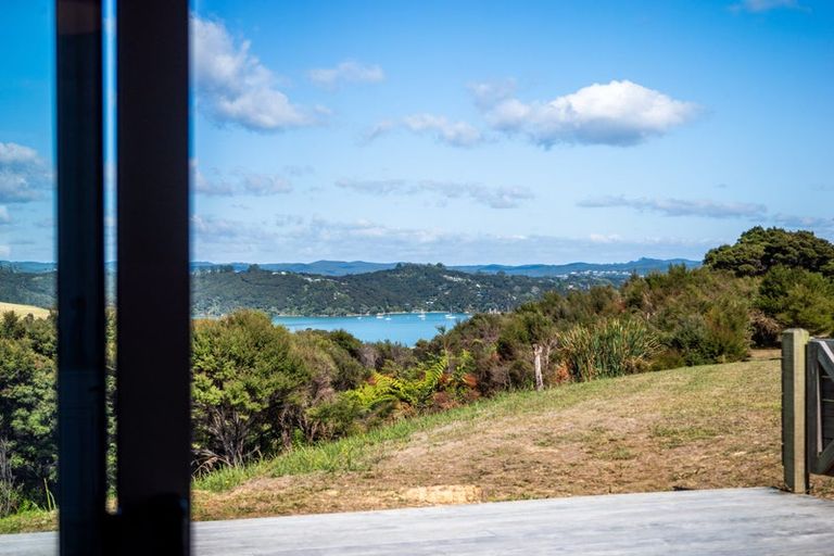 Photo of property in 71 Te Akau Drive, Russell, 0272