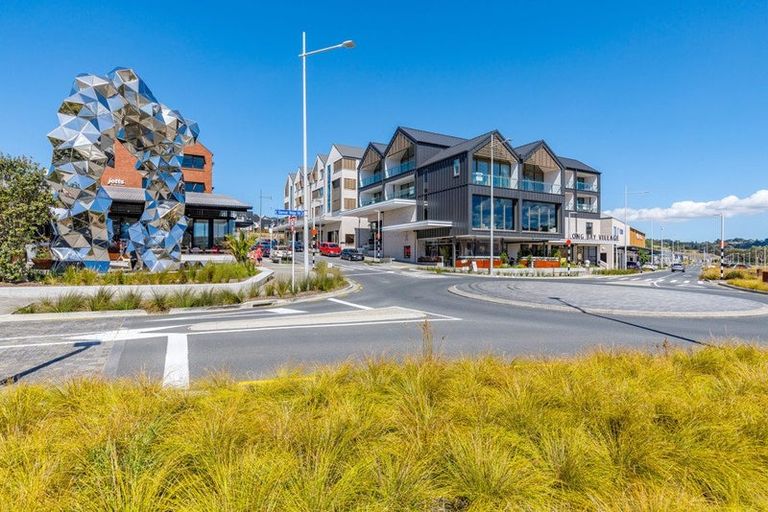 Photo of property in 2a Nerita Place, Long Bay, Auckland, 0630