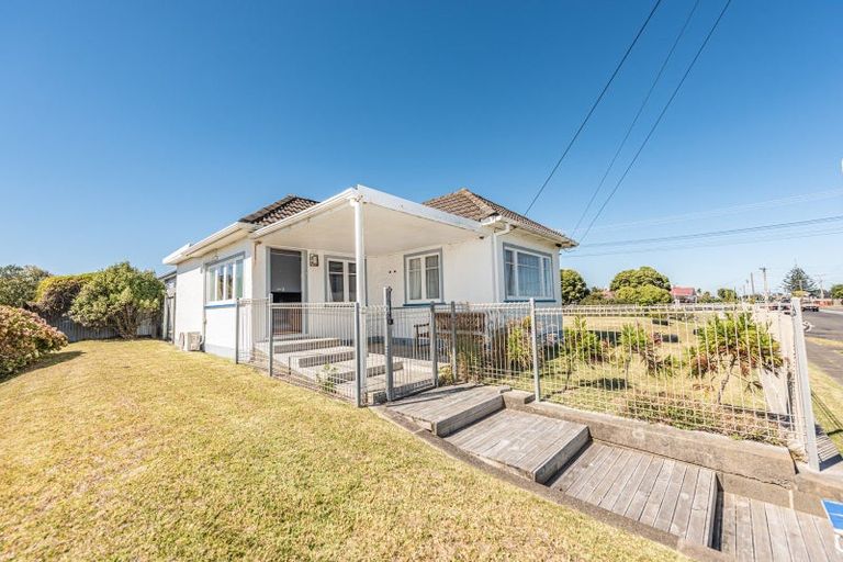 Photo of property in 40c Cornfoot Street, Castlecliff, Whanganui, 4501