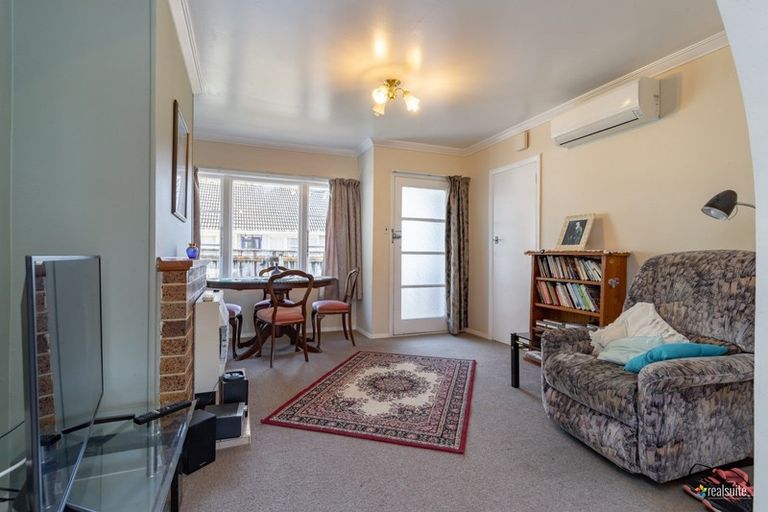 Photo of property in 5 Lane Street, Wallaceville, Upper Hutt, 5018