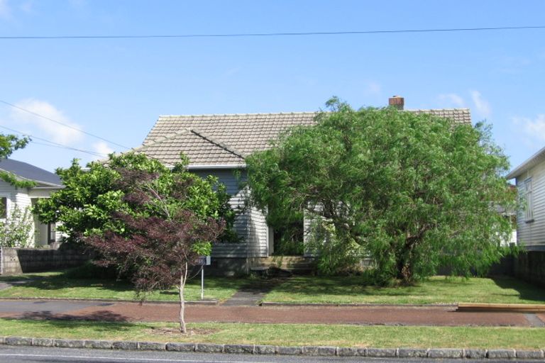 Photo of property in 68 Walker Road, Point Chevalier, Auckland, 1022