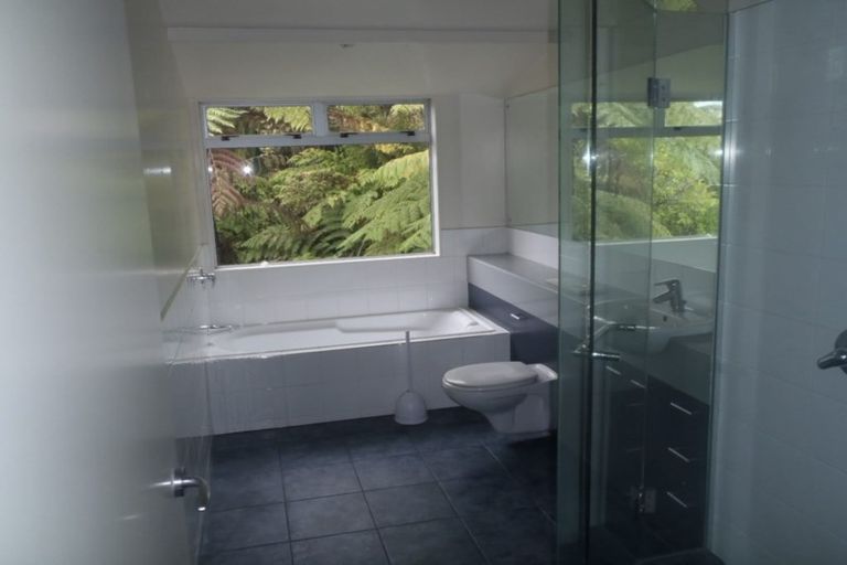 Photo of property in 29 Takahe Road, Titirangi, Auckland, 0604