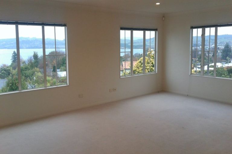 Photo of property in 1/1 Kurupae Road, Hilltop, Taupo, 3330